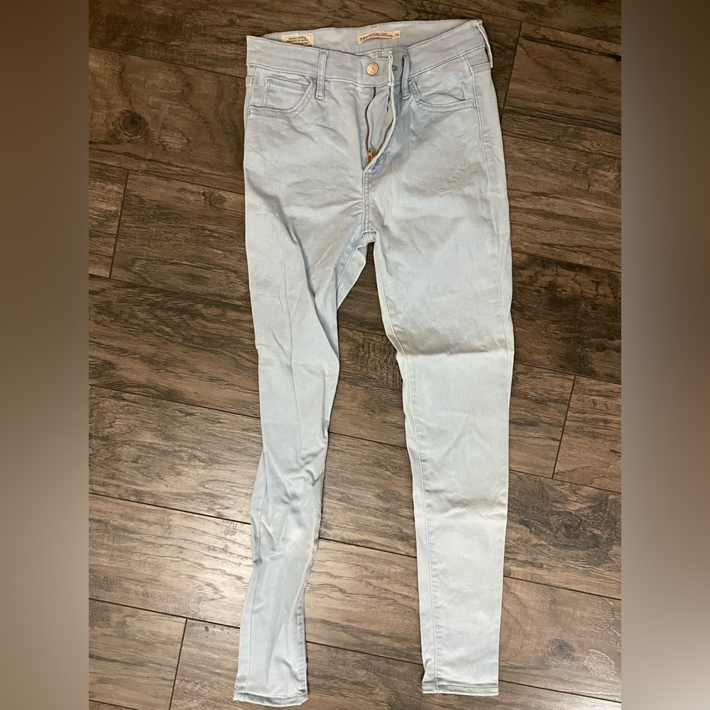 720 high rise super skinny Levi jeans